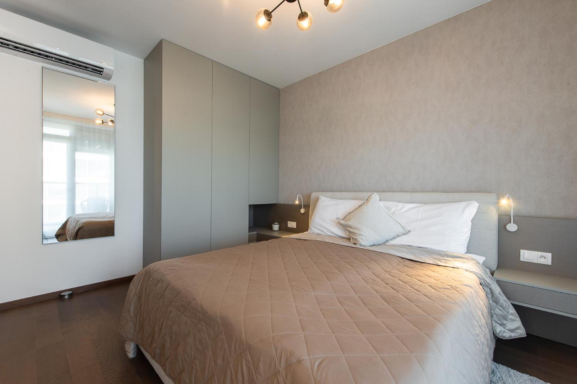 Nikas Eurovea Apartments - Free Parking Bratislava Luaran gambar