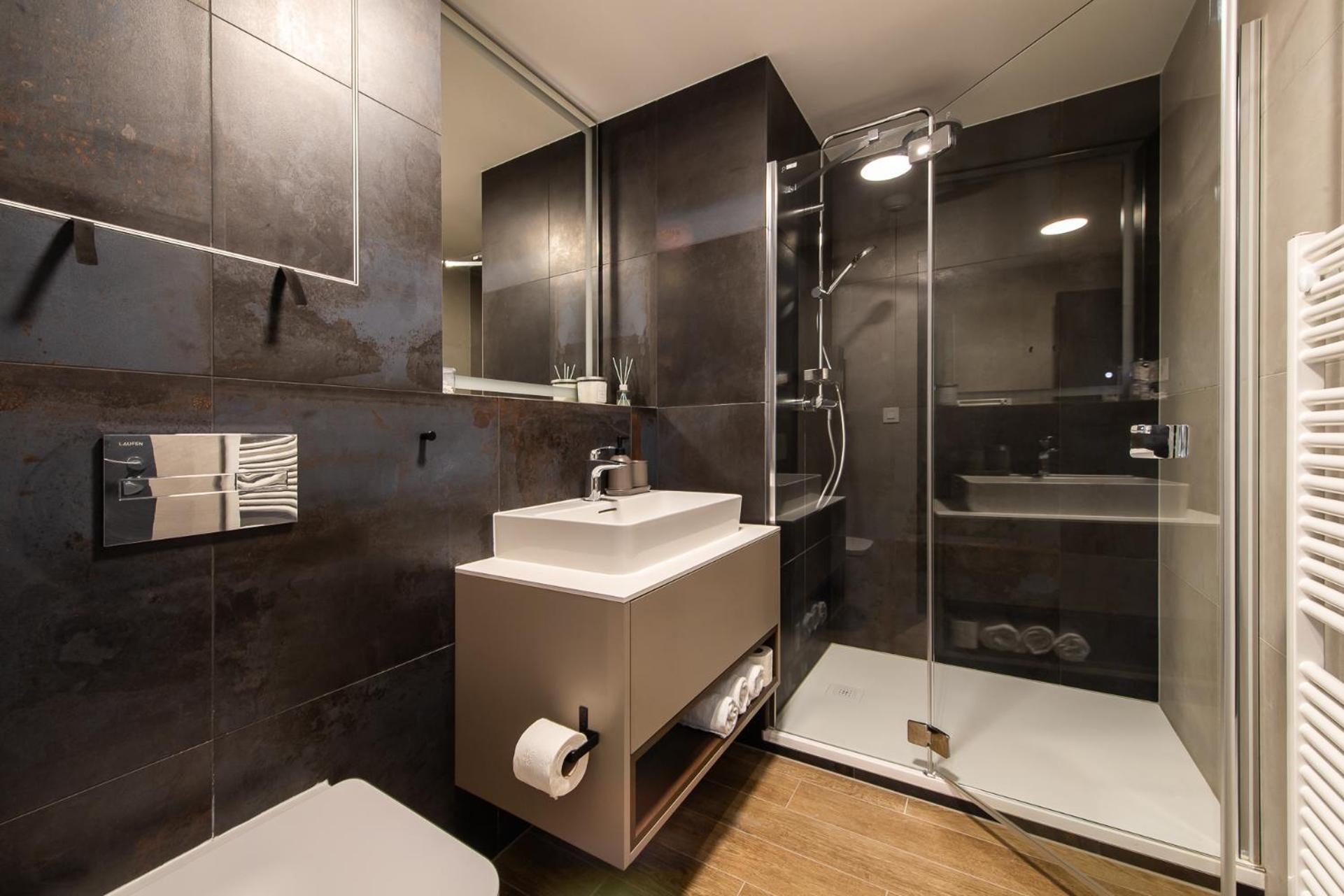 Nikas Eurovea Apartments - Free Parking Bratislava Luaran gambar